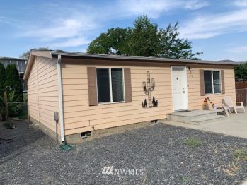 578 SW Section Avenue , Quincy, WA 98848