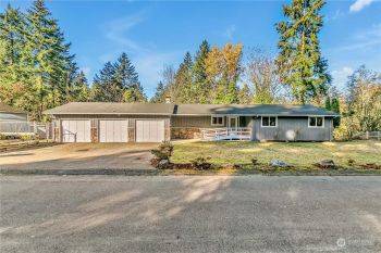 6012 41st Ave E , Tacoma, WA 98443
