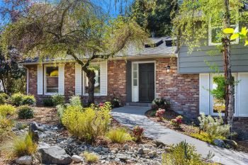 7209 76th Avenue SE, Mercer Island, WA 98040