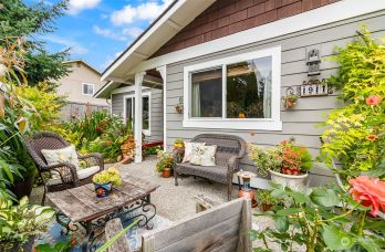 1911 Northlake Avenue , Snohomish, WA 98290