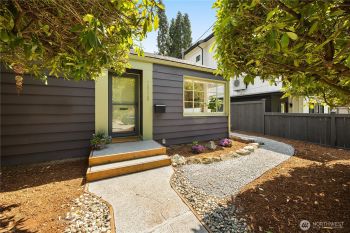 7508 31st Avenue NE, Seattle, WA 98115-4702