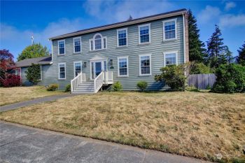 1270 SW 4th Avenue , Oak Harbor, WA 98277