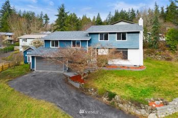 26468 Kingsview Loop NE, Kingston, WA 98346