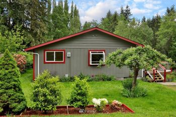 1982 Harbor Sands Lane , Freeland, WA 98249