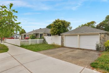 1051 & 1053 E 34th Street , Tacoma, WA 98404