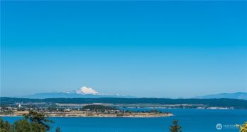 1252 N Canterbury Lane , Oak Harbor, WA 98277