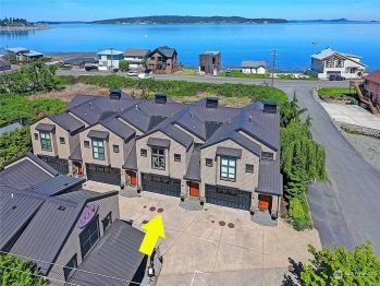 1095 Essex Street #3, Camano Island, WA 98282