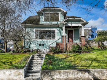 539 26th Avenue S, Seattle, WA 98144