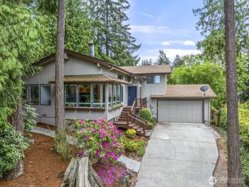 8019 48th Place W, Mukilteo, WA 98275