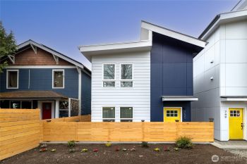 751 S Henderson Street , Seattle, WA 98108