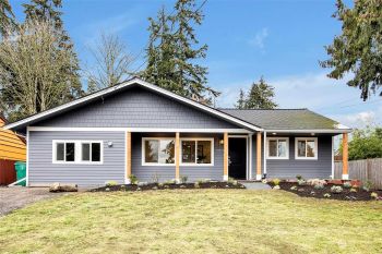 16916 Stone Avenue N, Shoreline, WA 98133