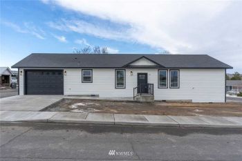 55 Evergreen Street S, Soap Lake, WA 98851
