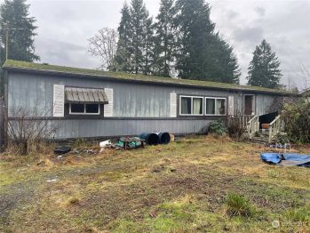8434 McNiece Drive SE, Yelm, WA 98597