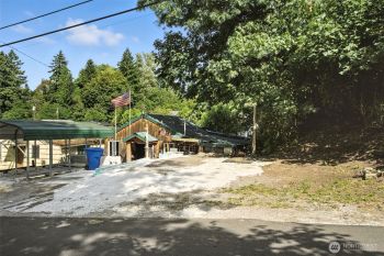 618 N 3rd Avenue , Kelso, WA 98626