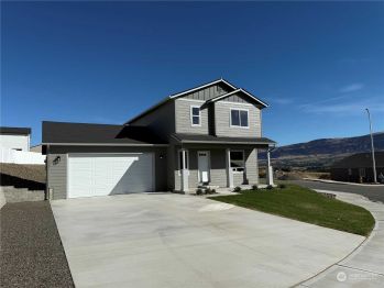 515 S Joseph Avenue , East Wenatchee, WA 98802