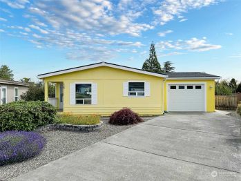 532 N 7th Avenue , Sequim, WA 98382