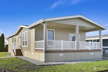 1120 S 25th Street #75, Mount Vernon, WA 98274