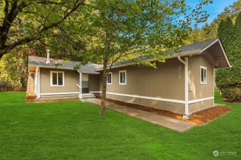 13941 93rd Avenue SE, Yelm, WA 98597