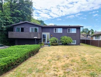 10143 15th Avenue S, Seattle, WA 98168-1613