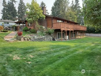 11615 SE May Creek Park Drive , Newcastle, WA 98056