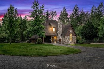 25633 SE Green Valley Road , Black Diamond, WA 98010