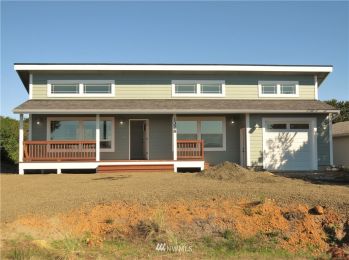 644 Sollecks Avenue SE, Ocean Shores, WA 98569