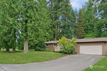 23215 34th Avenue W, Brier, WA 98036-8213