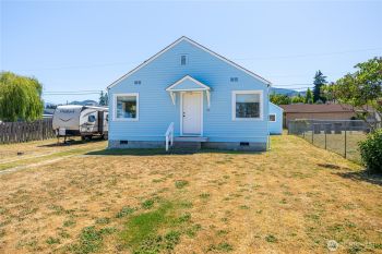 216 Motor Avenue , Port Angeles, WA 98362