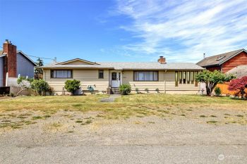 1119 Craig Avenue , Port Angeles, WA 98362