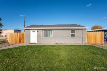 309 SE J St , Quincy, WA 98848