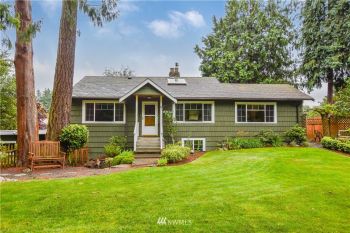 15534 Meridian Avenue N, Shoreline, WA 98133