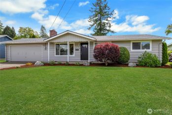 604 9th Avenue SE, Puyallup, WA 98372-3831