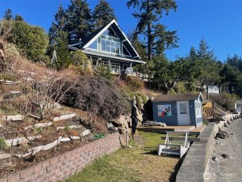 1842 Foliage Street , Freeland, WA 98249