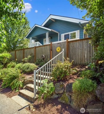 607 NW 84th Street , Seattle, WA 98117