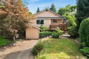 1821 15th Street , Bremerton, WA 98337