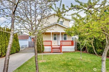1538 8th Street , Bremerton, WA 98337