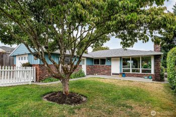 8008 S Lakeridge Drive , Seattle, WA 98178