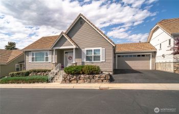 1494 Eastmont Avenue #10, East Wenatchee, WA 98802
