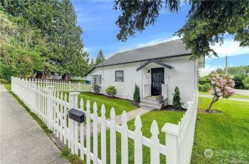 1815 Fourth Street , Snohomish, WA 98290