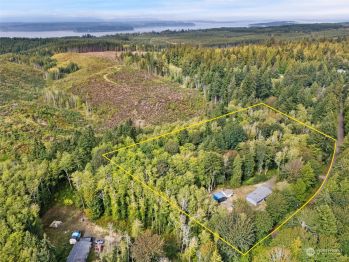 33085 Old Hansville Road NE, Kingston, WA 98346