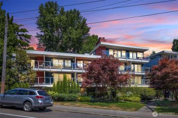1730 Taylor Avenue N #201, Seattle, WA 98109