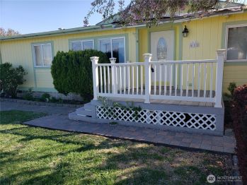 612 1st Avenue NW, Ephrata, WA 98823