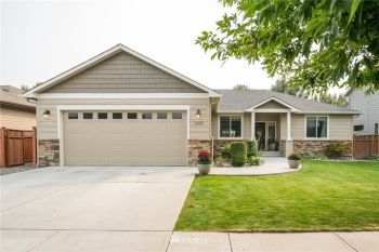 1335 Boulder Loop , East Wenatchee, WA 98802