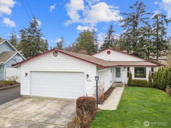 450 W Whidbey Avenue , Oak Harbor, WA 98277