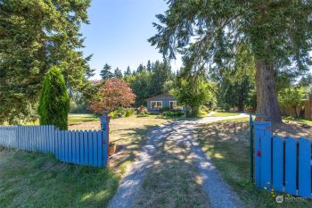 1003 Gellor Road , Port Angeles, WA 98362