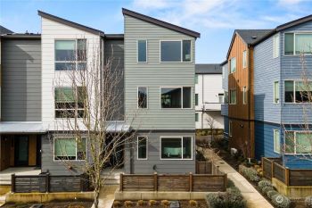 32715 Madrona Avenue SE, Black Diamond, WA 98010