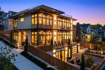 933 33rd Avenue S, Seattle, WA 98144