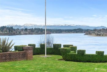 1106 18th Street , Bremerton, WA 98337