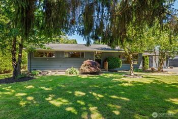 4613 Sunnyside Boulevard , Marysville, WA 98270