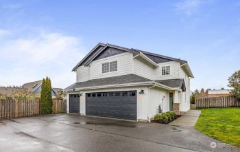 522 Gove Street , Steilacoom, WA 98388-2324